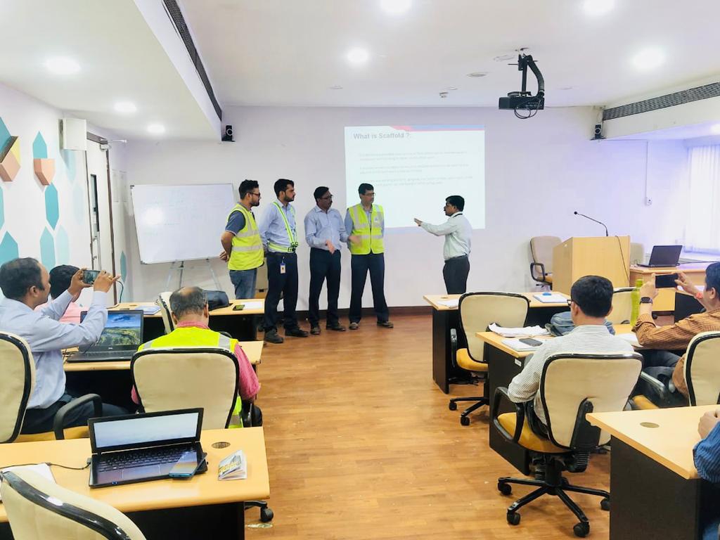 Gas detection devices